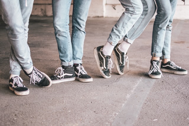 What Socks to Wear With Vans