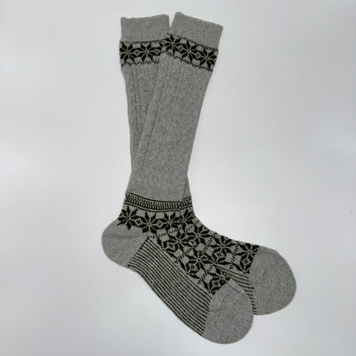 Knee High Jacquard Snowflake Cable Knit Socks SKW001
